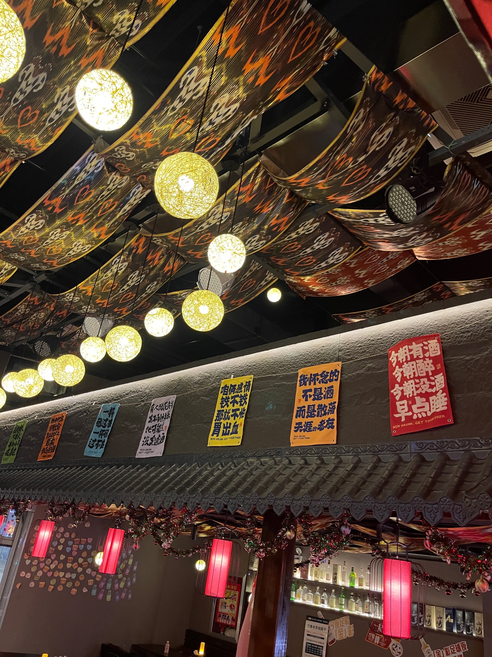 茂名商务ktv的中低端区别-信宜市ktv预订